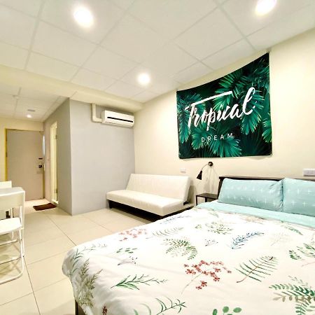 Wei Yang Guest House Tainan Luaran gambar