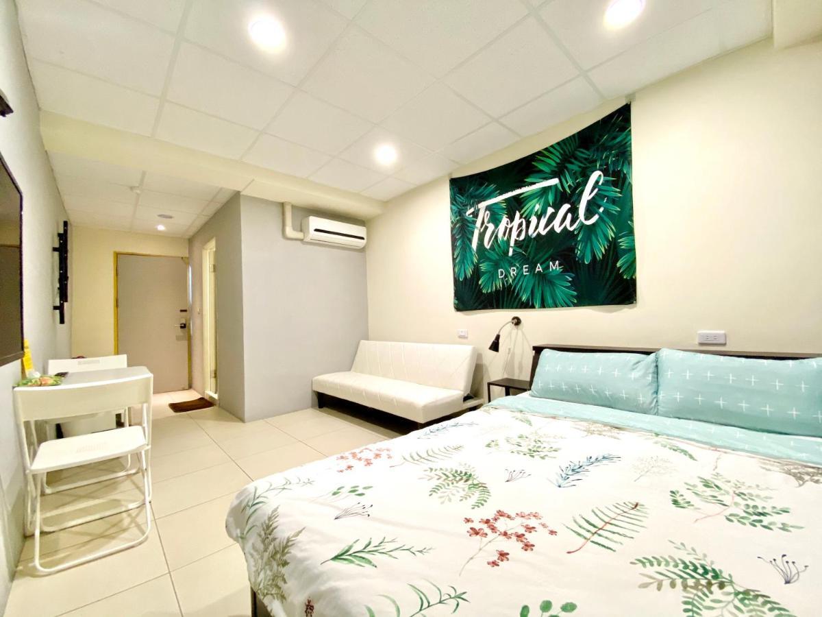 Wei Yang Guest House Tainan Luaran gambar